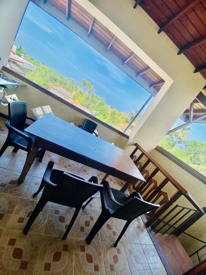 Hikka Paradise Guest House Хикадува Екстериор снимка