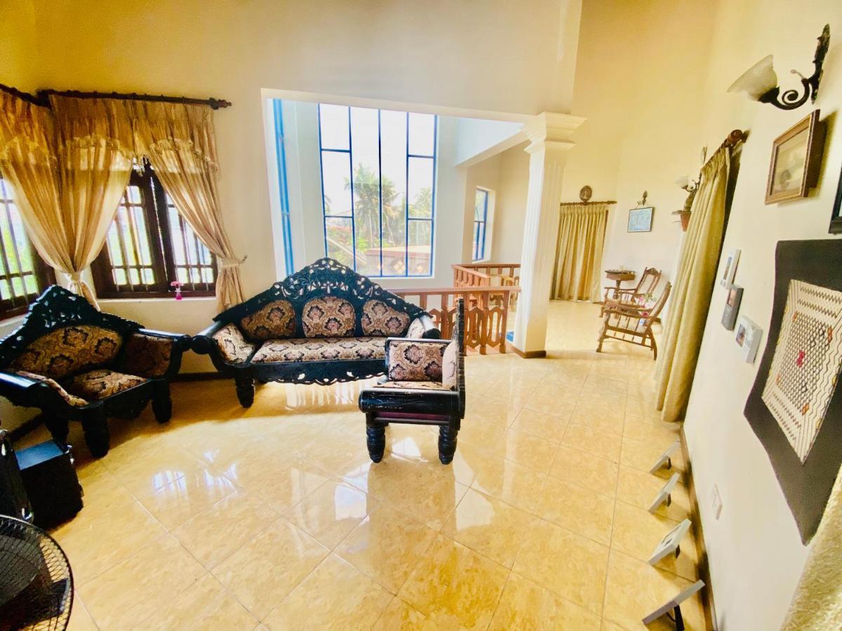 Hikka Paradise Guest House Хикадува Екстериор снимка